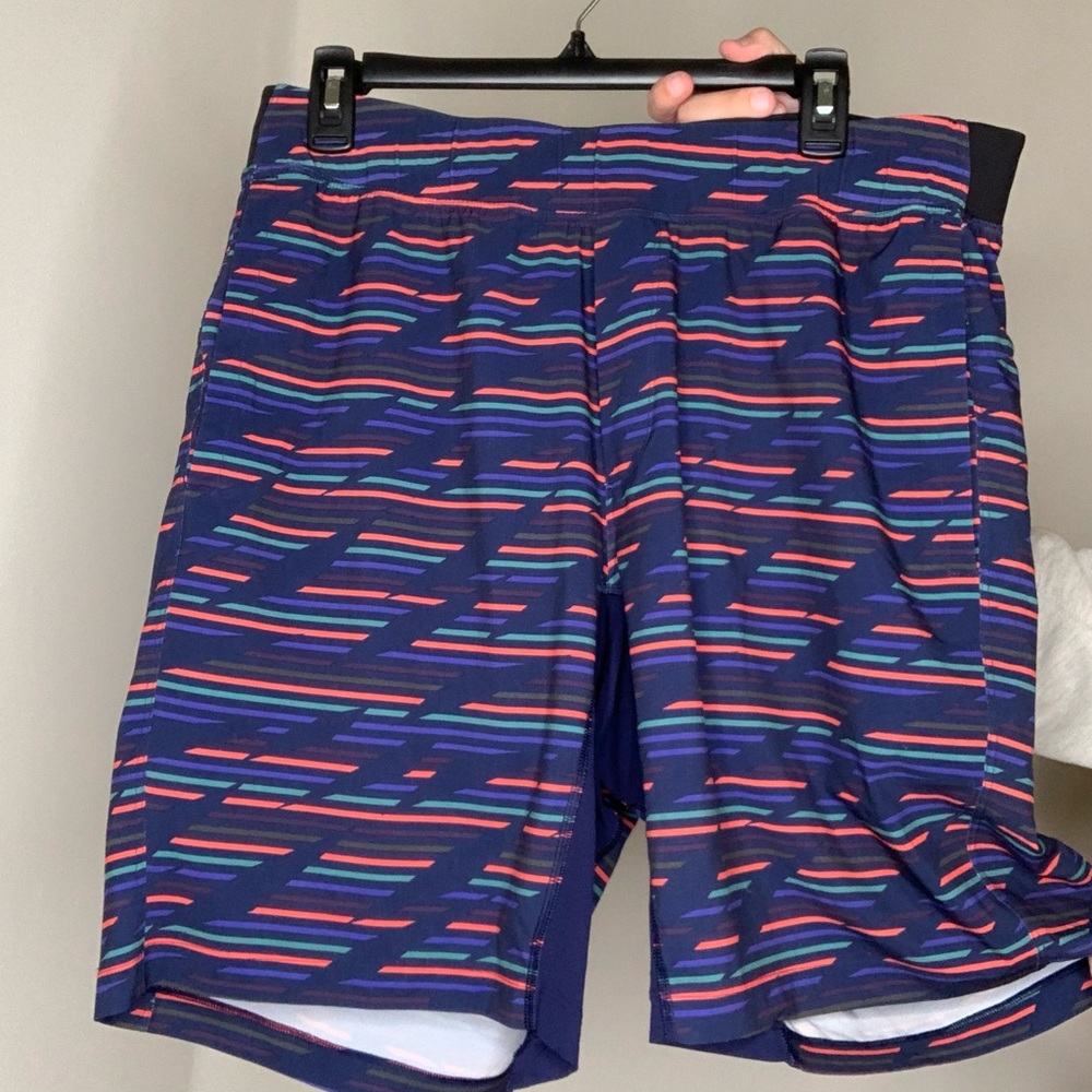 Lululemon 9” Navy & Stripped Running Short